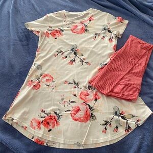 Lularoe leggings paired with knee length dress